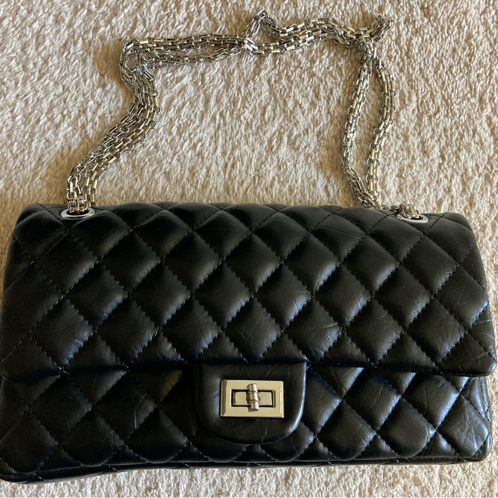 Elegant Black Quilted Chain Shoulder Bag